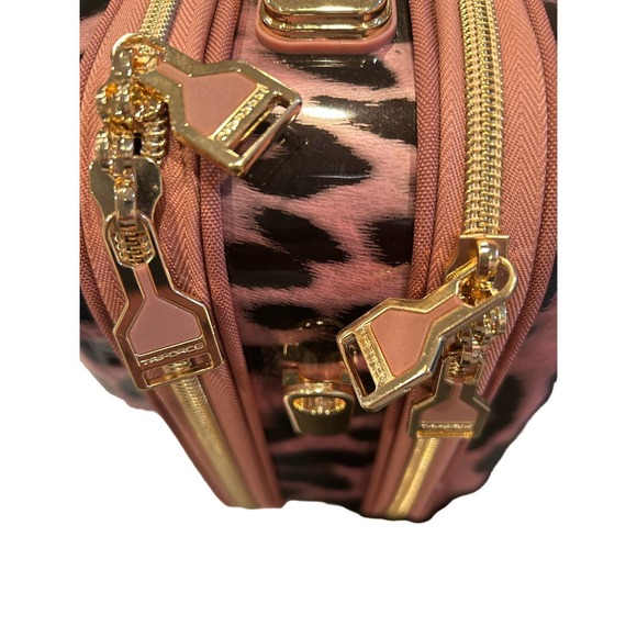 Leopard Print Travel Bag - Picture 7 of 9